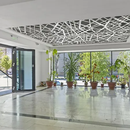 Sophia Luxury 2 Bedroom Apartament *