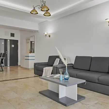 Sophia Luxury 2 Bedroom Apartament