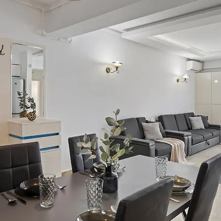 Apartament Sophia Luxury 2 Bedroom Mamaja