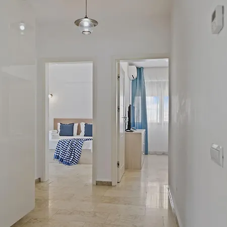 Sophia Luxury 2 Bedroom * Mamaia